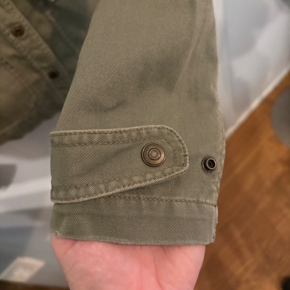 J. Crew Olive Green Cotton Cargo‎ Pocket Distressed Utility Jacket (Women's XS) - Picture 5 of 6